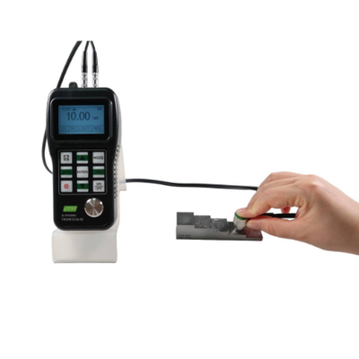 TM210 Plus misura dello spessore ad ultrasuoni per metallo, plastica, ceramica, vetro e compositi